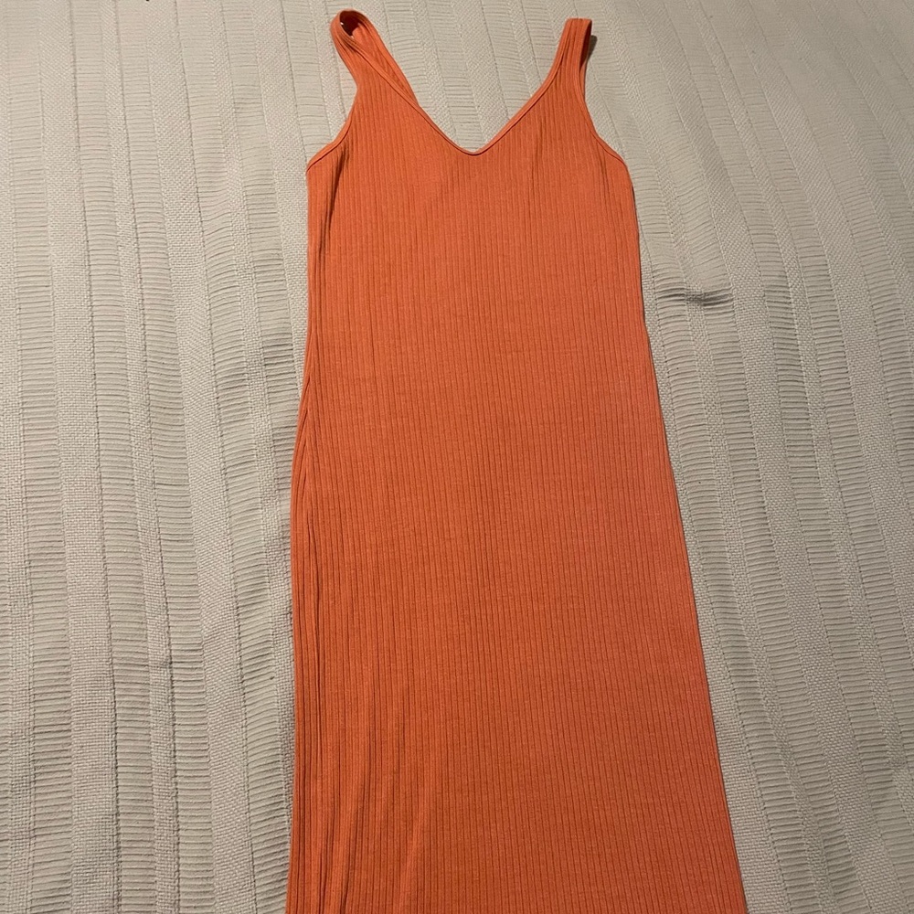 Bought from Revolve, great midi ribbed  maxi
